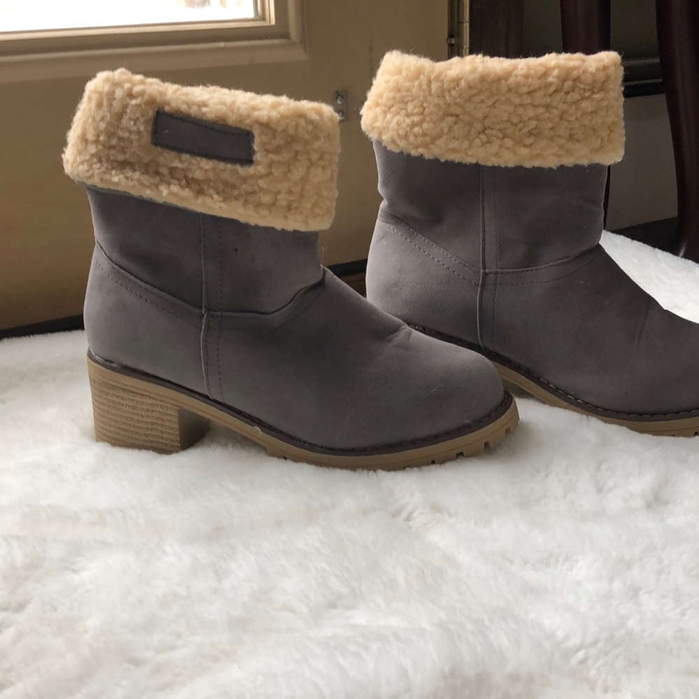Brand New.  Approximate size 8